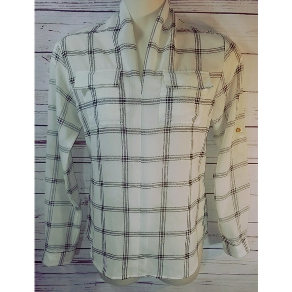 Two Alloy Size XL (Junior's) Tops - Picture 2 of 5